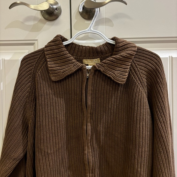 Full zip Sweater - Picture 2 of 3